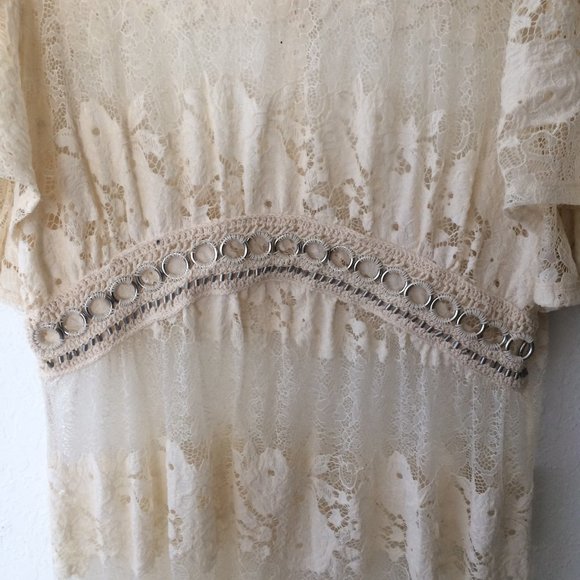 Zara Embroidered Off White Dress - Picture 2 of 7